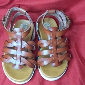 Toddler 7c Brown Sandals